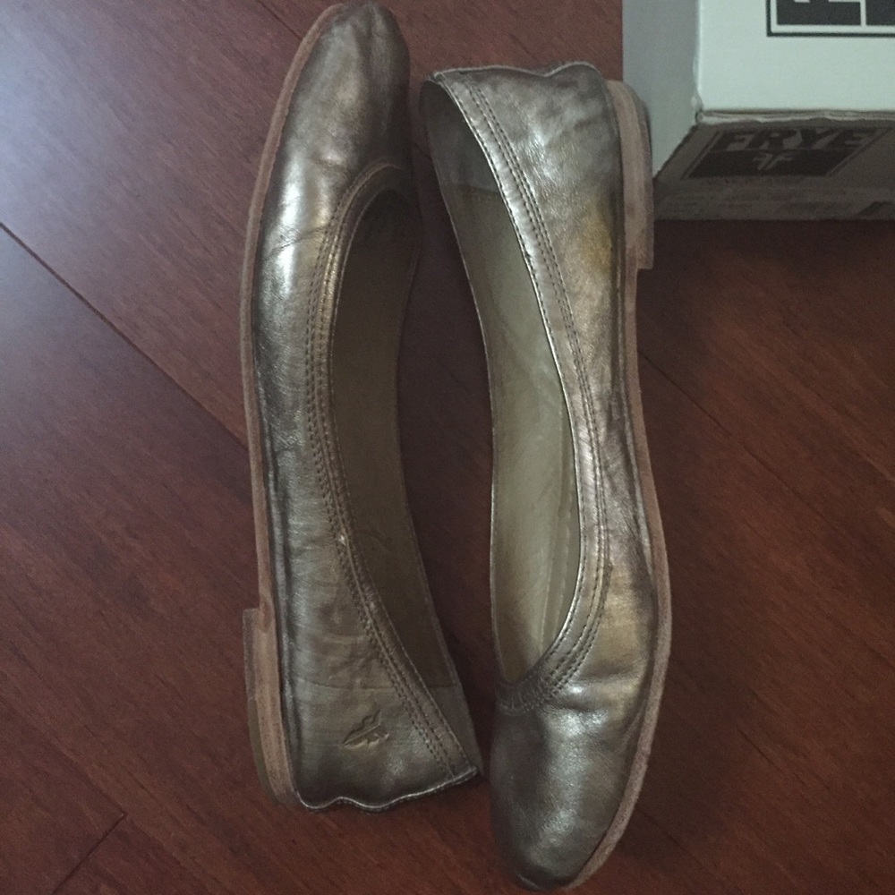 Frye Carson Ballet Metallic Bronze